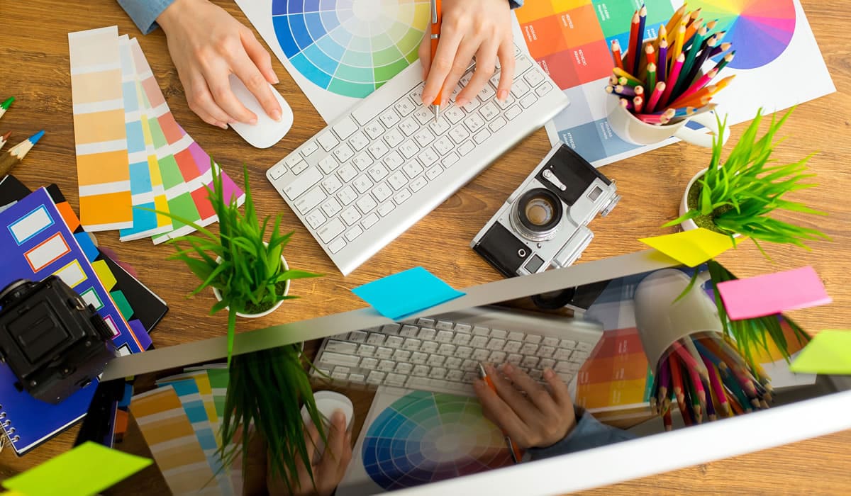 チラシデザイン