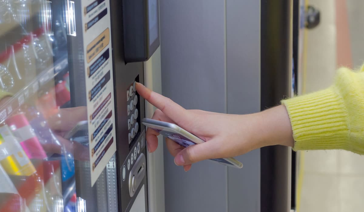 食品自動販売機