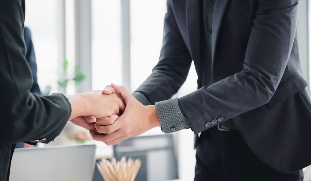 ヘッドハンティング